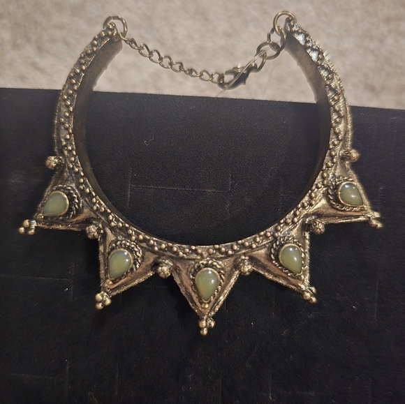 Fashion Bracelets - Picture 4 of 6